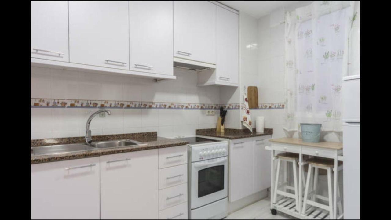 Reina Apartment Valencia Exterior photo